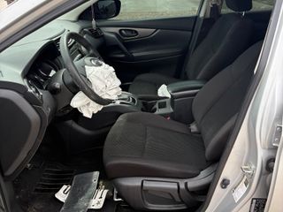 2019 Nissan Rogue Sport S - Interior Front Seat Image